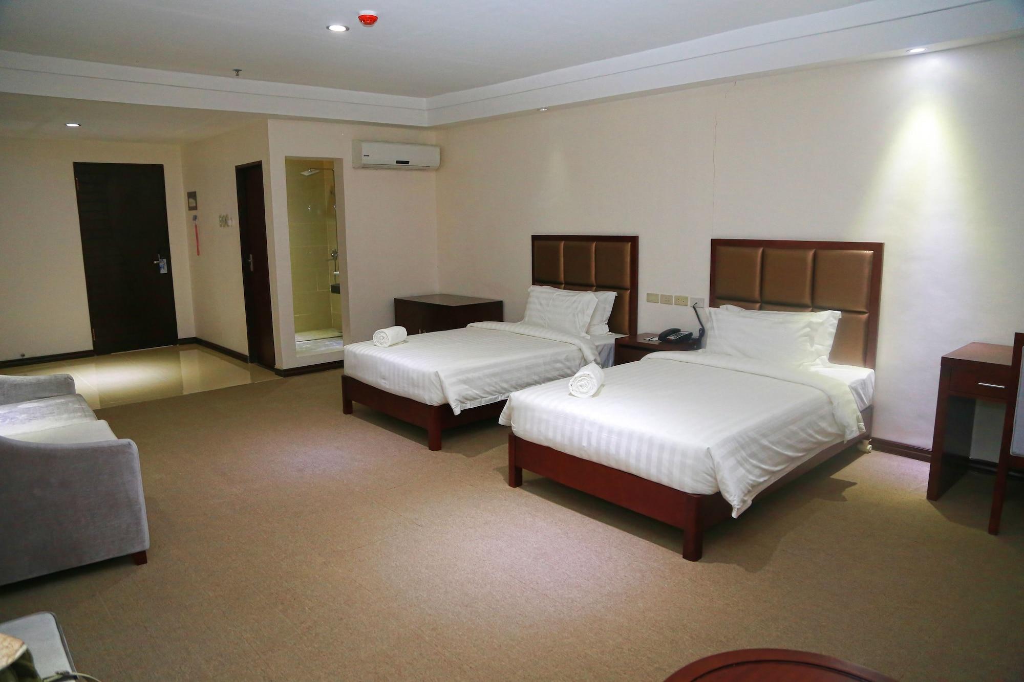 Big Hotel Cebu Dış mekan fotoğraf