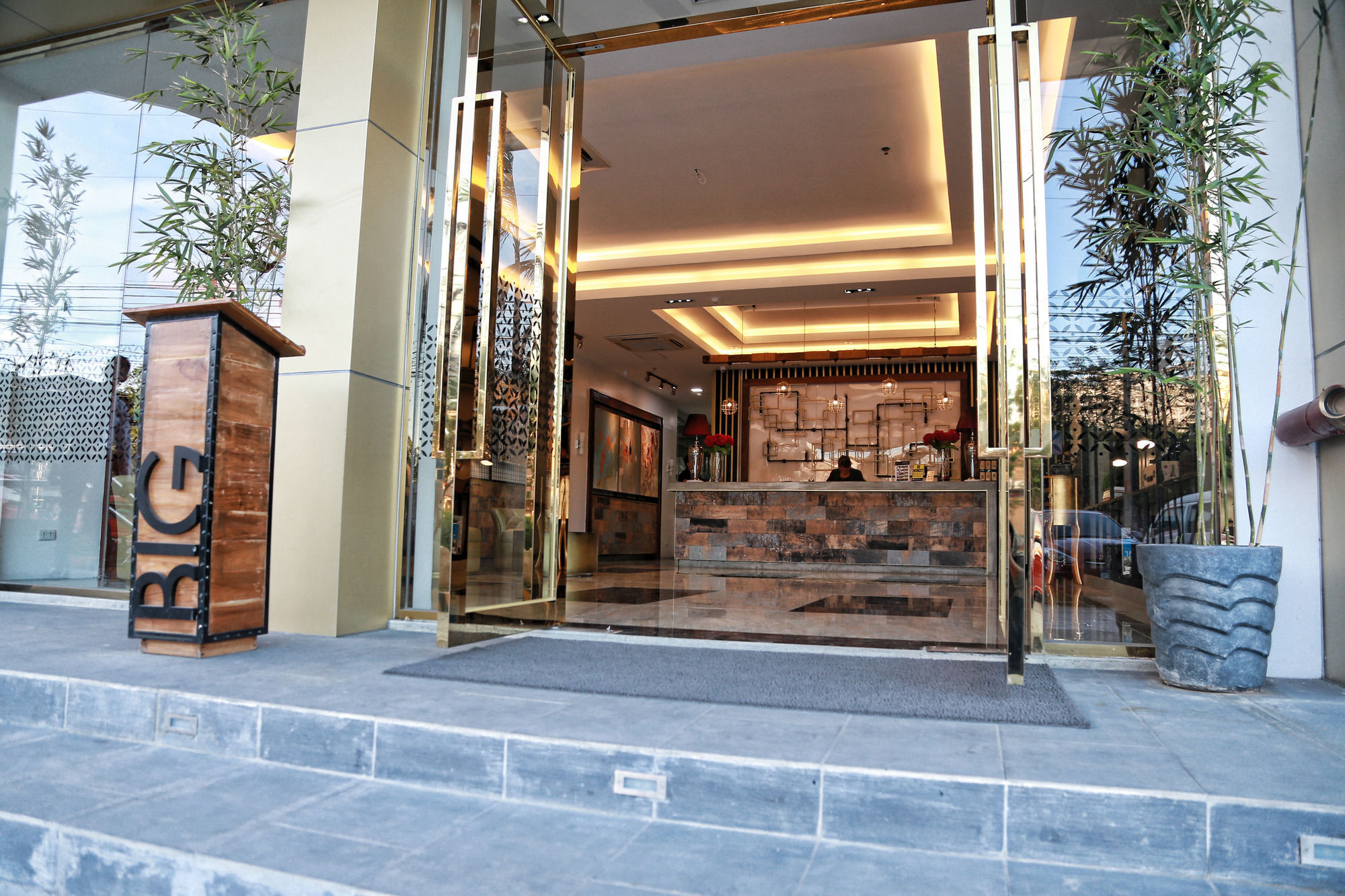 Big Hotel Cebu Dış mekan fotoğraf